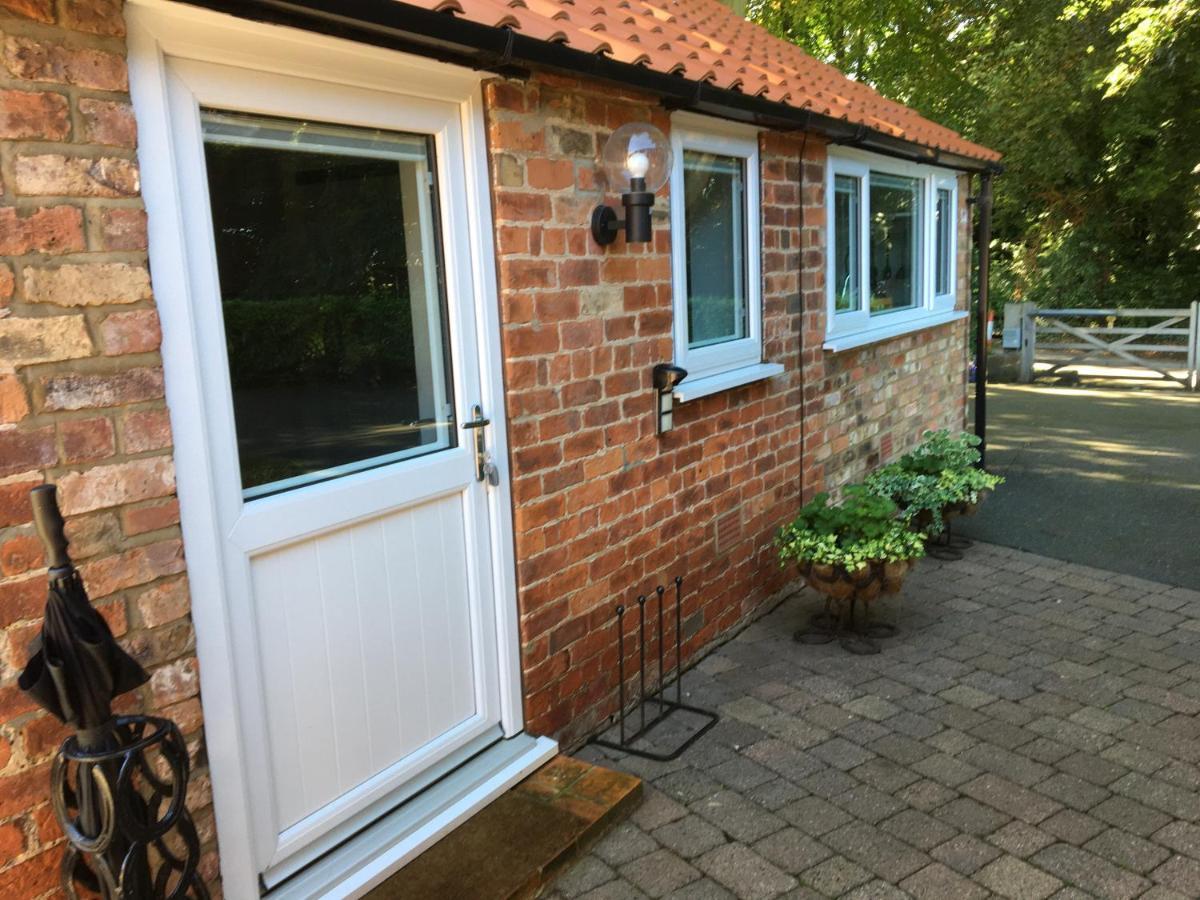 Crossways Self-Catering Cottage - Self Contained East Ravendale ภายนอก รูปภาพ