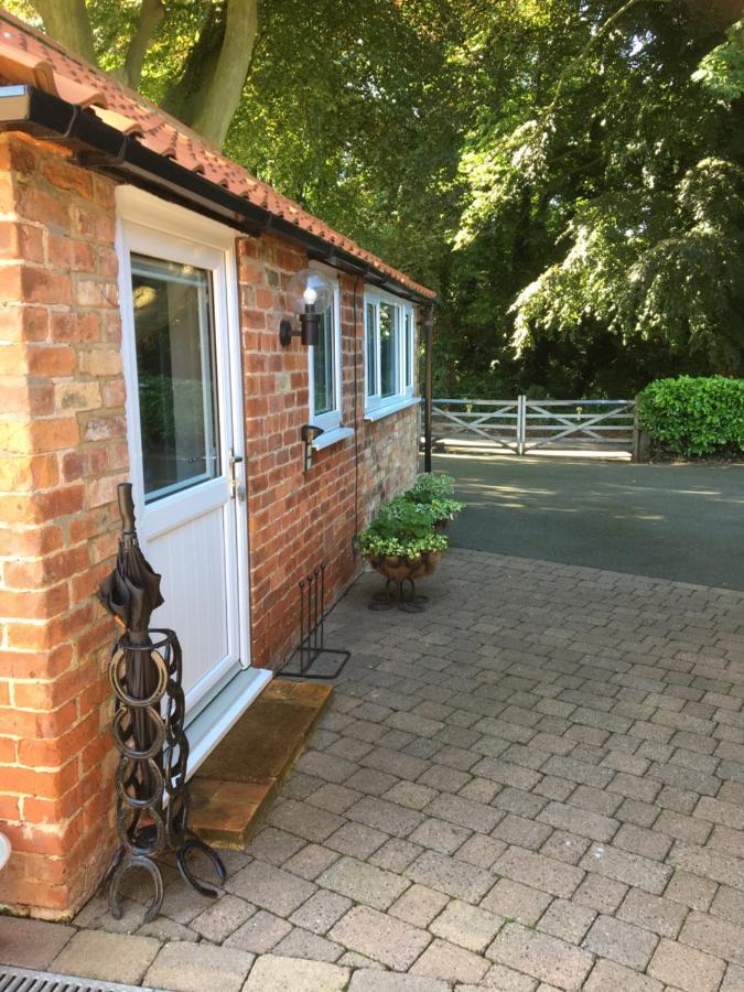 Crossways Self-Catering Cottage - Self Contained East Ravendale ภายนอก รูปภาพ