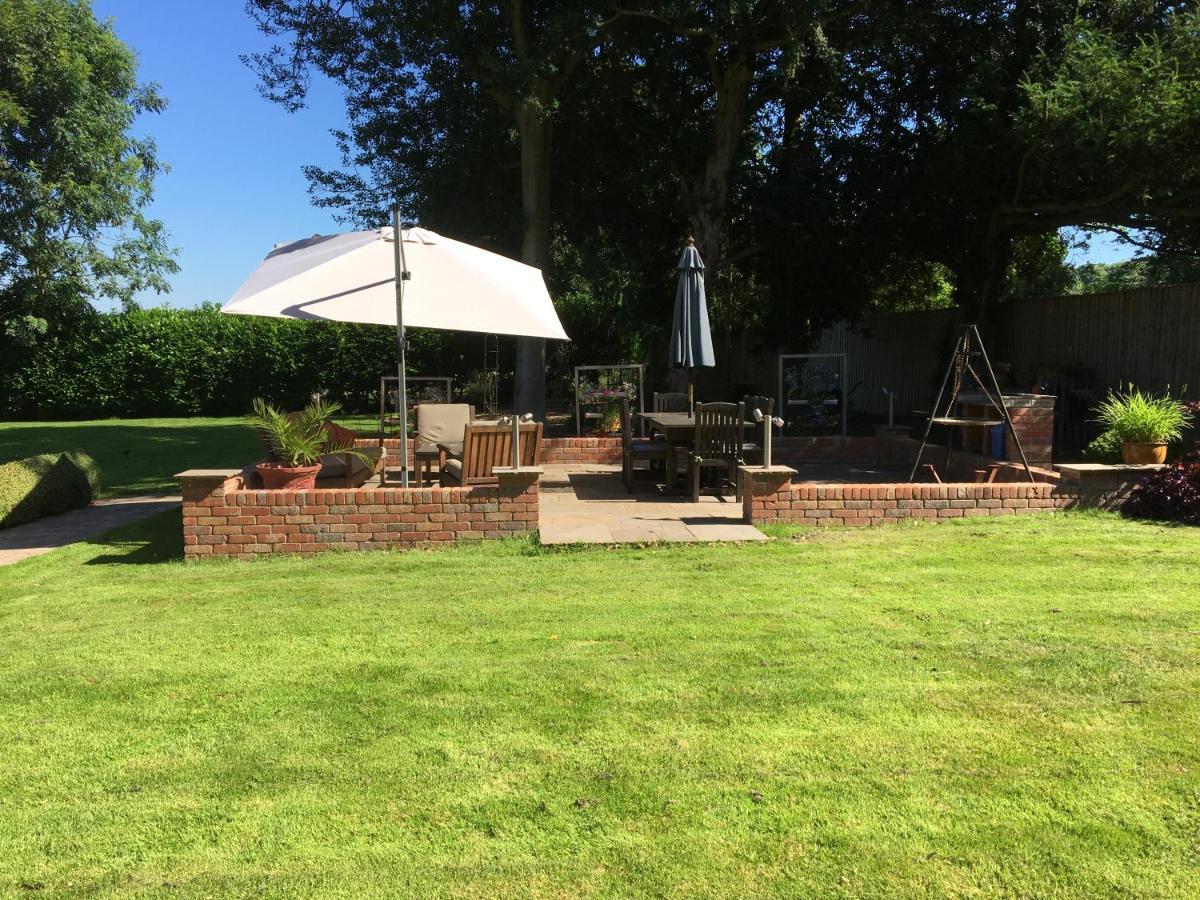 Crossways Self-Catering Cottage - Self Contained East Ravendale ภายนอก รูปภาพ